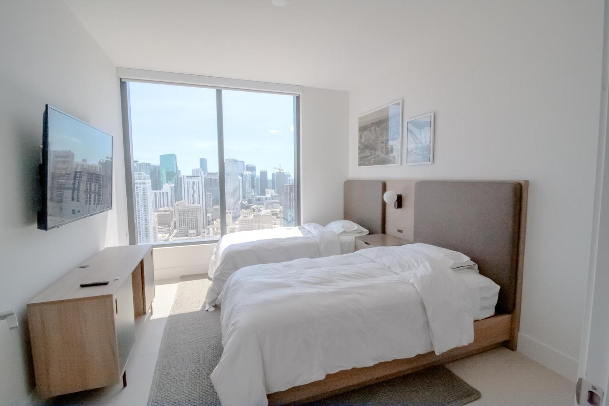 Luxurious 3 Bedroom With A View Apartamento *