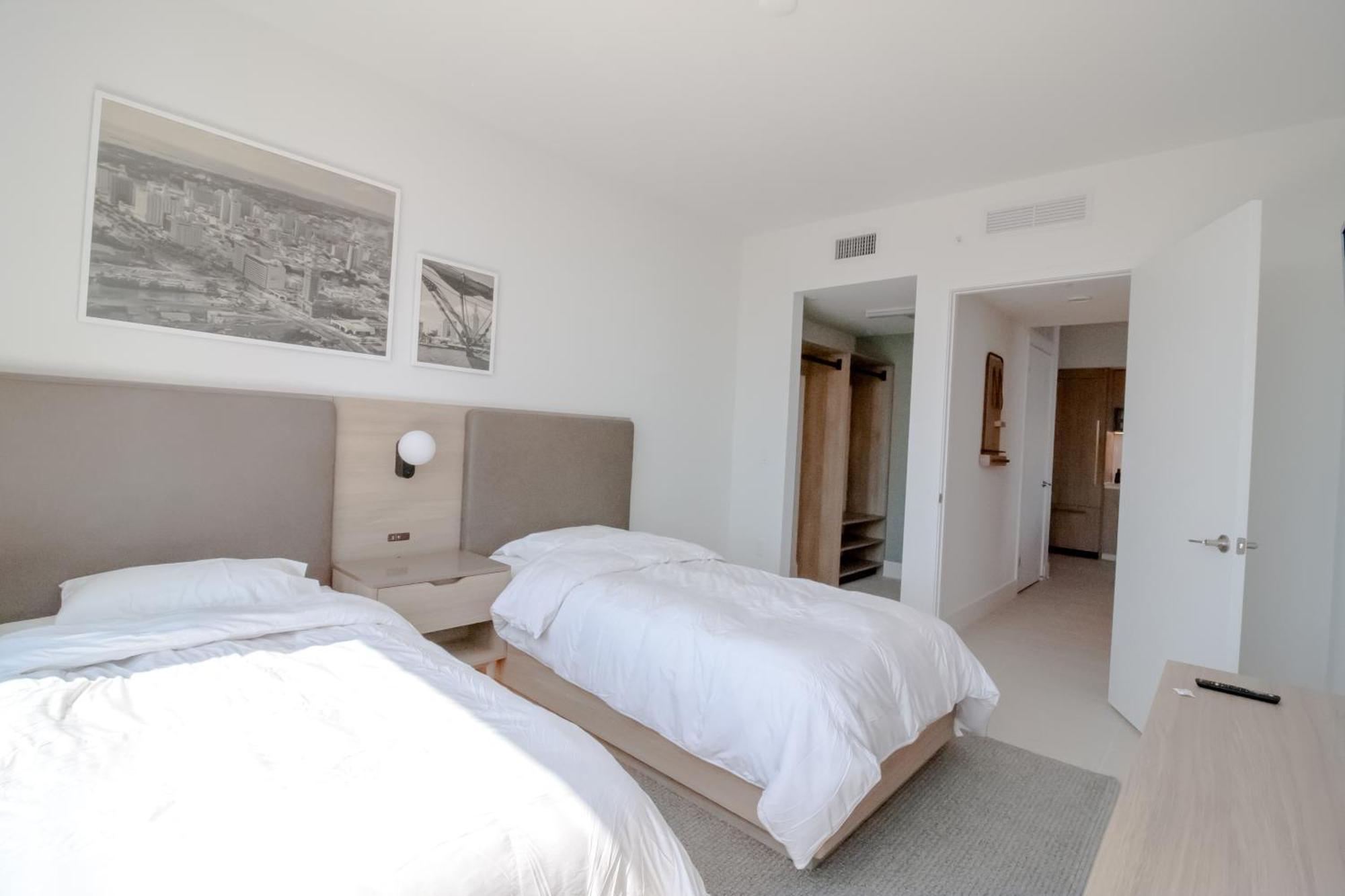 Luxurious 3 Bedroom With A View Apartamento Miami